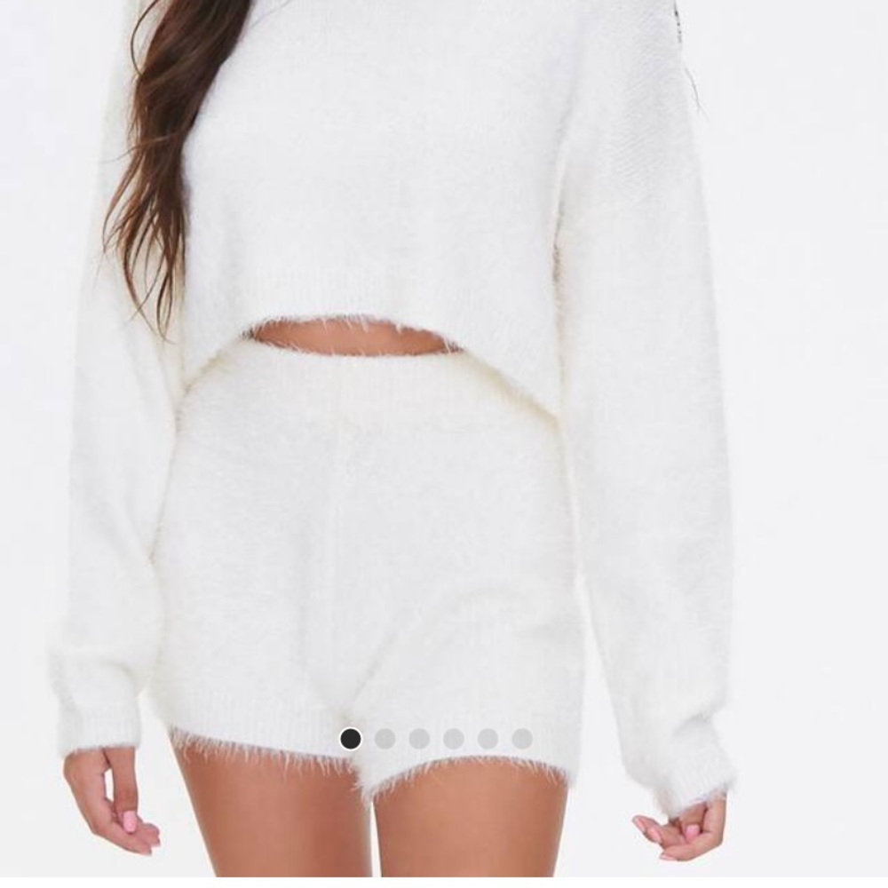 Forever 21 shorts and sweater
